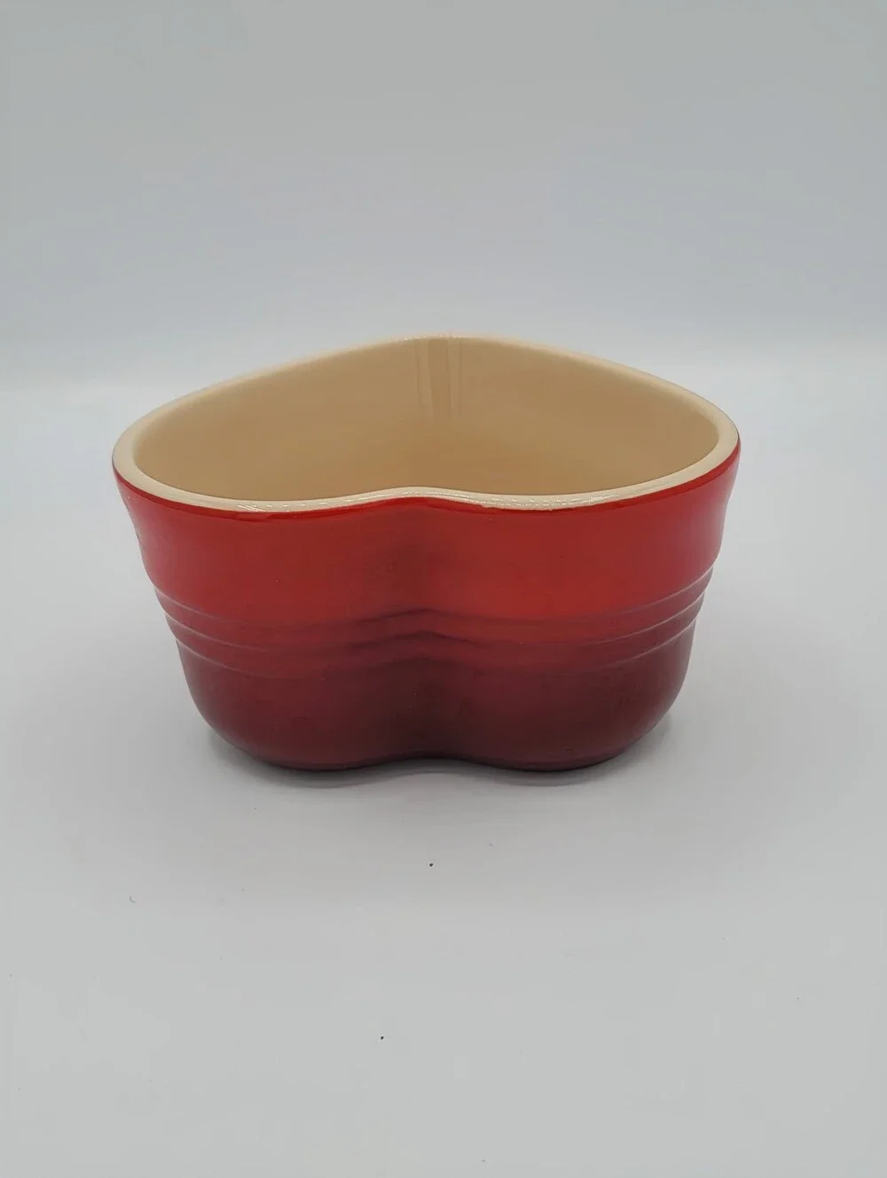 Le Creuset Cerise Heart Baker Stoneware Mini Red Cream Baking Dish Valentine 4.5